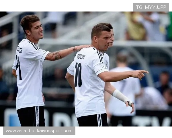 德国的青年军熠熠生辉，穆西亚拉的未来无限光明